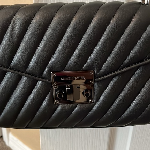 Brand new Michael Kors bag the rose style medium - Picture 2 of 7